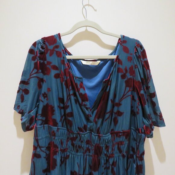 ESHAKTI WAYWARD FANCIES Floral Velvet Burnout Smocked Waist Tiered Dress Evening - Picture 4 of 16